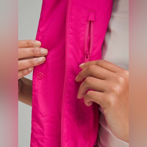 Lululemon Wunder Puff Super-Cropped Vest RARE, Size 4 - Picture 4 of 13